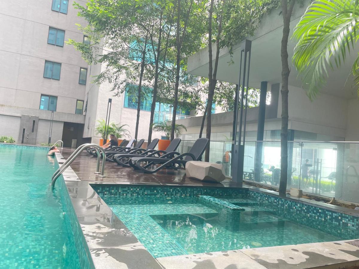 Mercu Summer Suite Klcc By Minshuku Kuala Lumpur Exterior photo