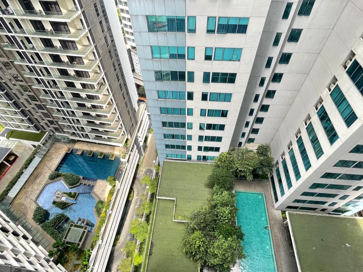 Mercu Summer Suite Klcc By Minshuku Kuala Lumpur Exterior photo